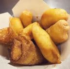 Best Platters D-无春指 in Beverly, MA